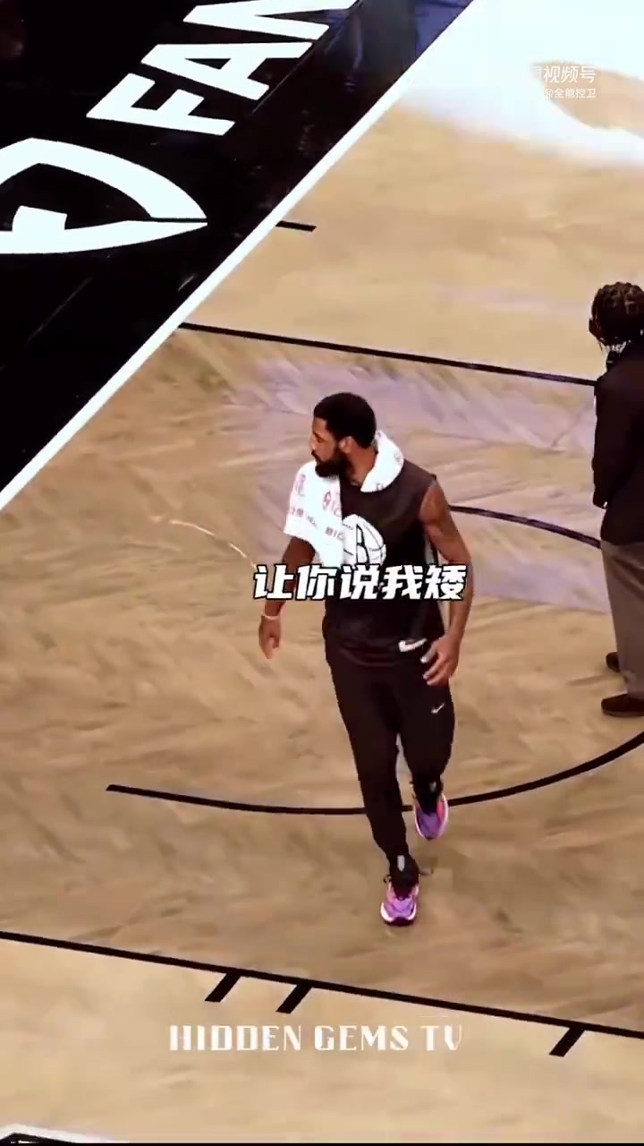 你不對勁！原來歐文一心想著要隔扣杜蘭特，并將其撂倒在地